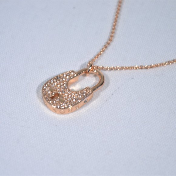 NIB MICHAEL KORS ROSE GOLD CRYSTAL PADLOCK NECKLACE - Picture 4 of 7